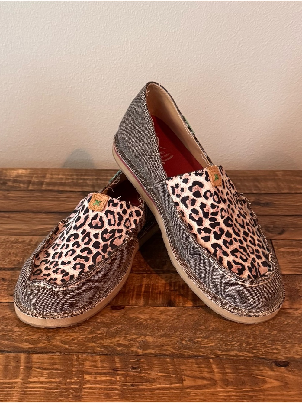 Twisted X EcoTEX Gray Canvas Slip-On Shoes with Leopard Accent and Red Insole - Picture 1 of 10